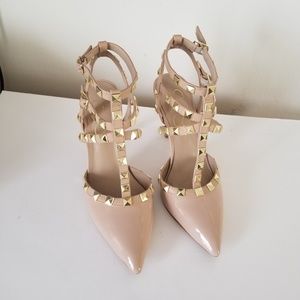Jessica Simpson Dameera studded pump